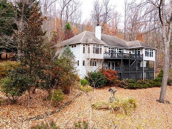 2nd image of 423 Foothills Dr