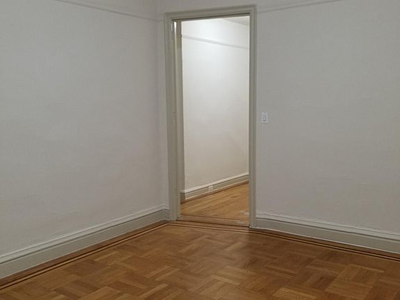 3rd image of 2851 Sedgwick Ave #1S