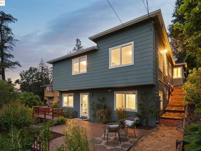 6951 Chambers Dr, Oakland, CA, 94611