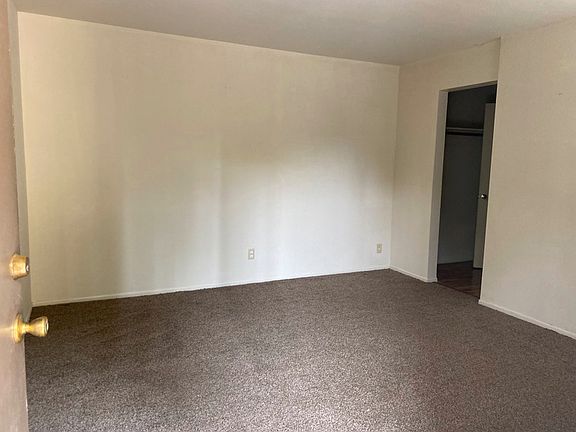 2nd image of 5478 Carlson Dr #21