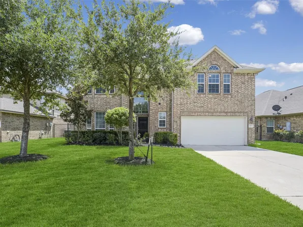 9815 Shimmering Lakes Dr, Iowa Colony, TX 77583