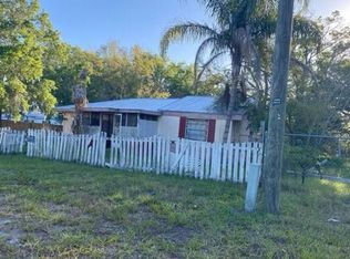 14907 N 24th St, Lutz, FL 33549
