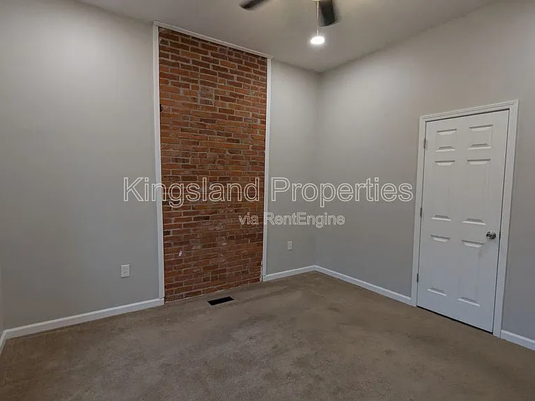 3242 Michigan Ave — Photo 8