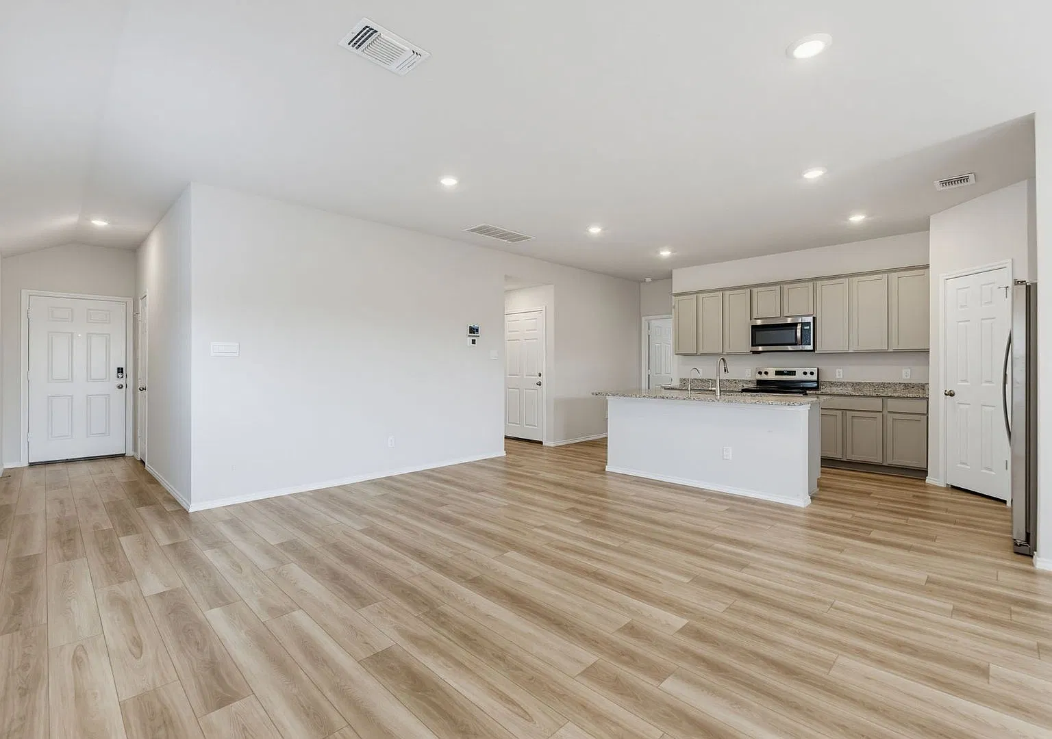 2208 Bee Creek Dr. — Photo 3