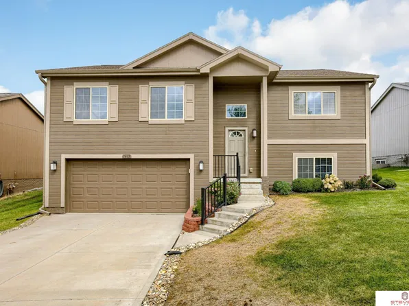 7415 N 139th Ave, Omaha, NE 68142