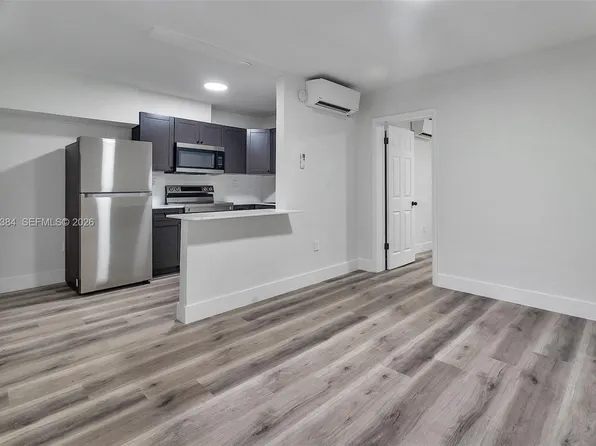 4037 SW 65th Ave #11, Miami, FL 33155