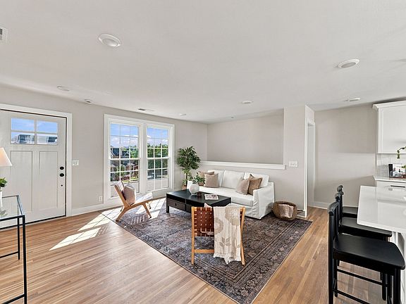 5th image of 419 Mercomatic Dr #A