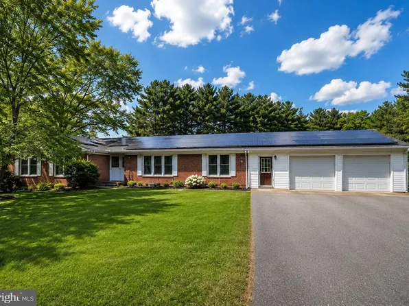 1411 Brighton Dam Rd, Brookeville, MD 20833