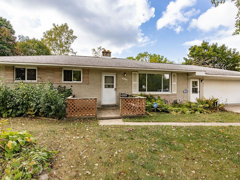 1st image of 625 Sheryl Dr