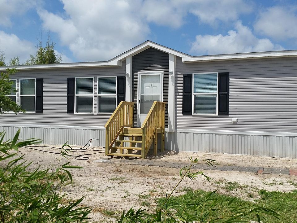 1st image of 135 Lago Vista Dr