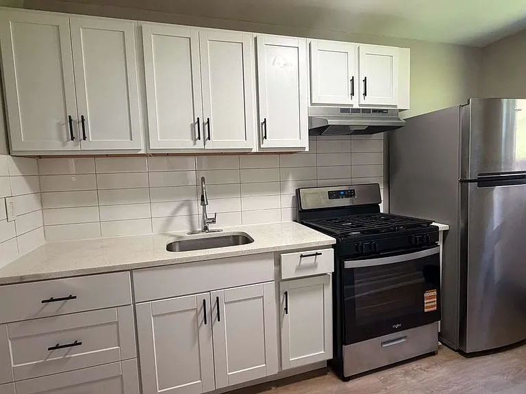 475 Park Ave #A7 — Photo 1