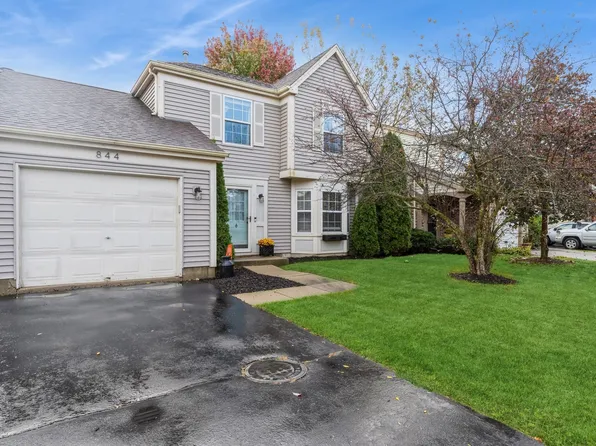 844 Cambridge Dr, Grayslake, IL 60030