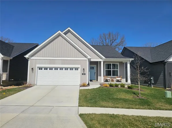 228 Randlin Dr, Lake Saint Louis, MO 63367