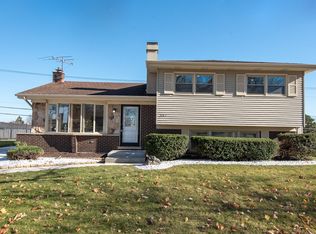 507 Wingate Dr, Schaumburg, IL 60193