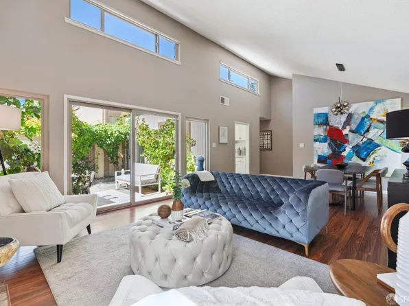 1115 Holly St, Alameda, CA 94502