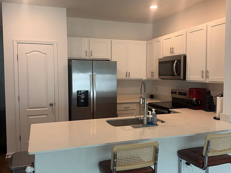 108 Deep Bay Cir — Photo 2