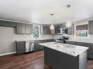 9301 W 49th Ter, Merriam, KS 66203