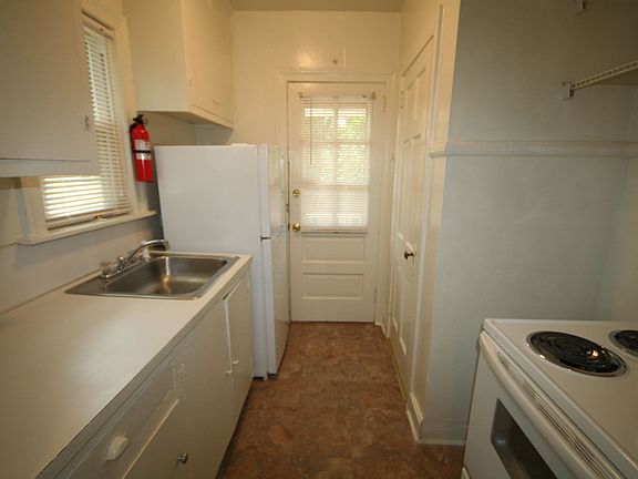 5th image of 1011-13 Virgie St #1011