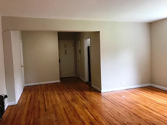 Rented by Prime Realty | media 28