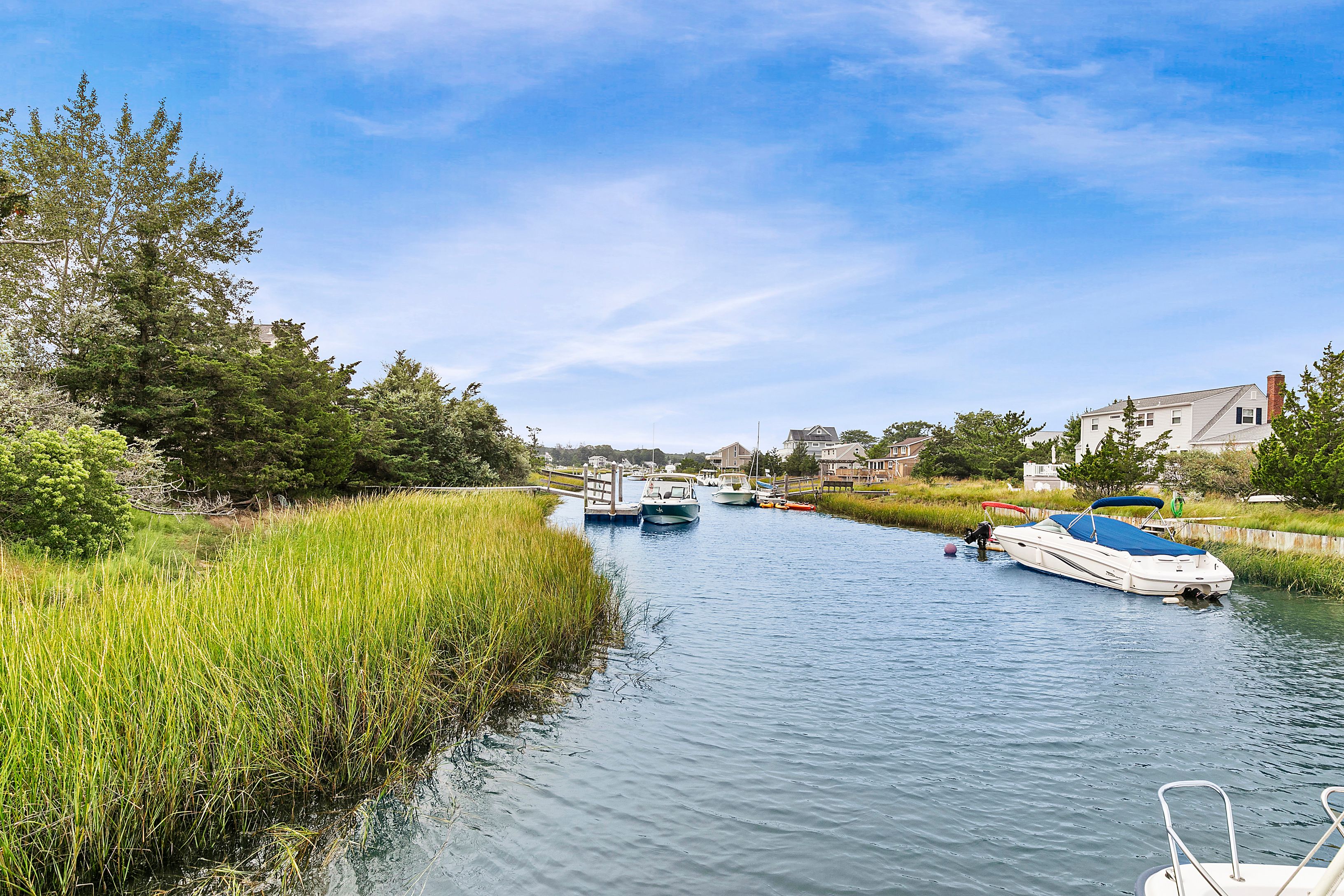 19 Sandgate Ln, Southampton, NY 11968 Out East