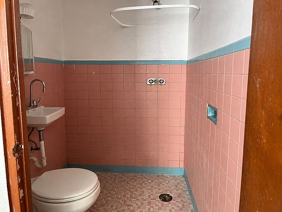 5th image of 755 Lafayette #5