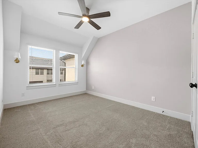 818 Trace Hawk Ln — Photo 19
