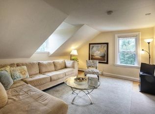 95 Coggeshall Ave APT 4, Newport, RI 02840
