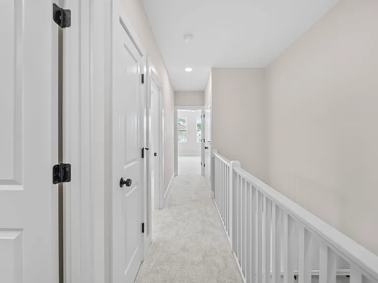 2589 Dayton Ave — Photo 31