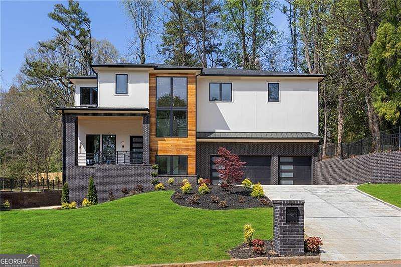 1st image of 626 Pauley Pl