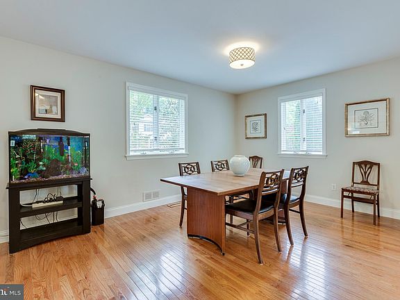 5th image of 4413 Colfax St