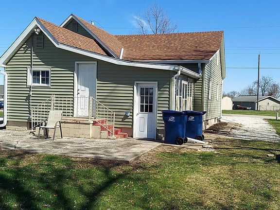 3rd image of 109 Miller Ave