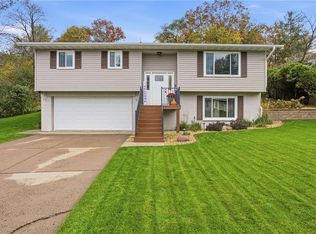 903 Roberts St, Altoona, WI 54720