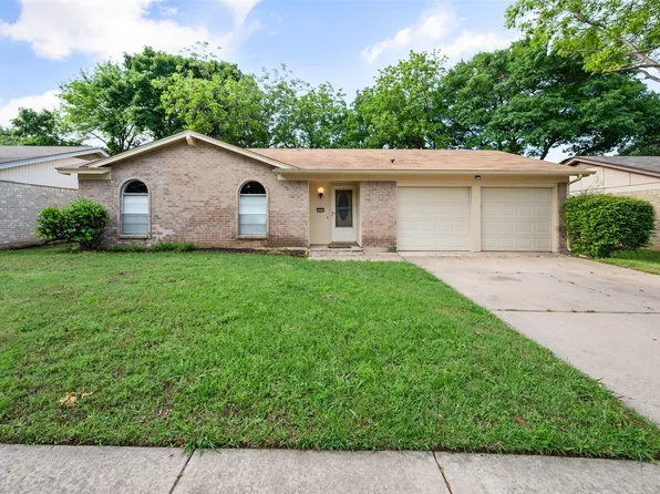 2408 Dartmouth Dr, Arlington, TX 76015