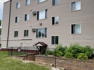 524 14th St S #402, Saint Cloud, MN 56301