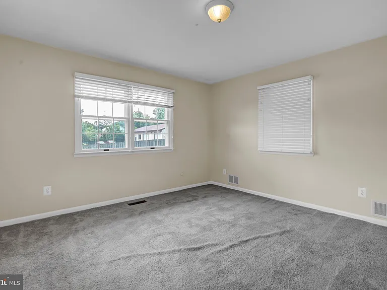 13019 Canova Dr — Photo 22