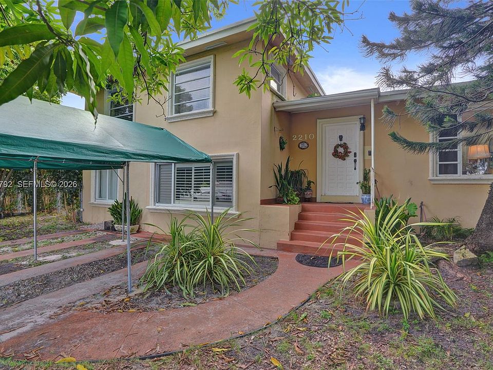 1st image of 2210 SW 79th Ct