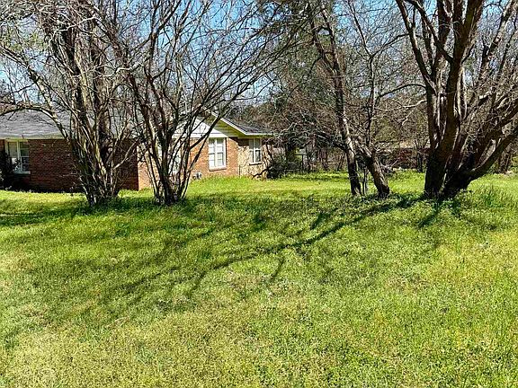 5th image of 511 Short St