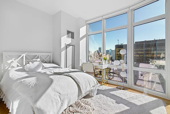 Sold by Compass | media 11