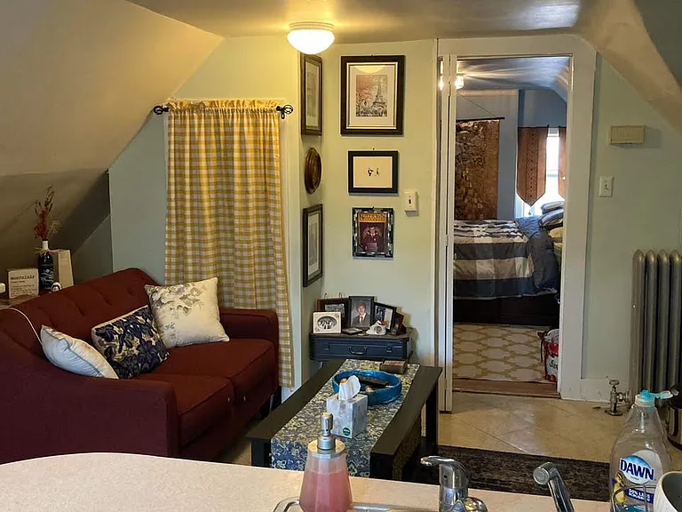 160 Chestnut St #2 — Photo 2