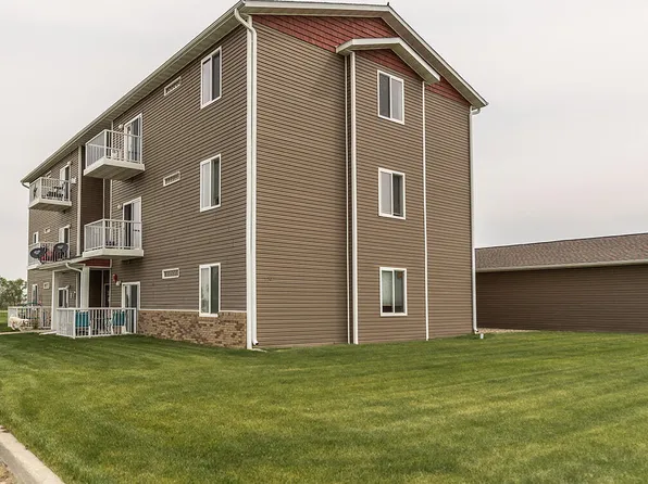 120 Santee Rd Unit 6, Bismarck, ND 58504