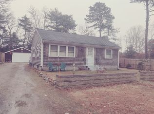 12 Linwood Ave, Wareham, MA 02571