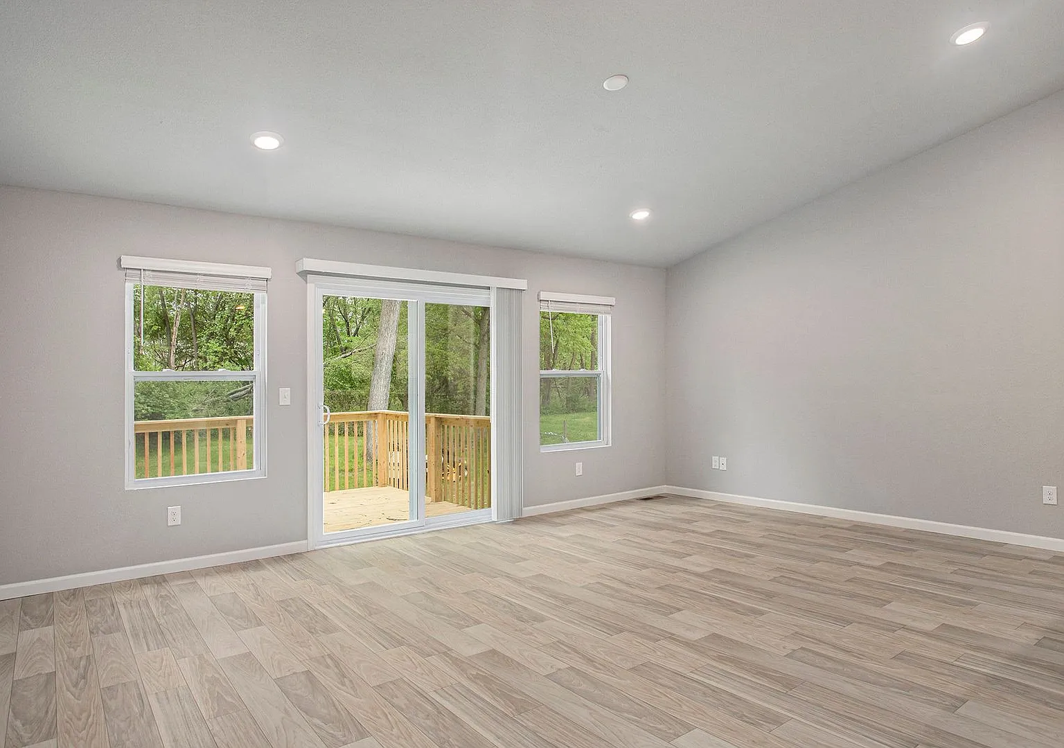 Move In Special: Get August & September Rent FREE! Move in by August 31st to receive FREE rent fo... — Photo 4
