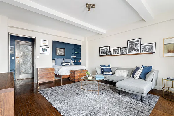 Rented by Compass | media 2