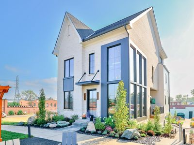 2927 Pin Oak Cir, Cincinnati, OH, 45209