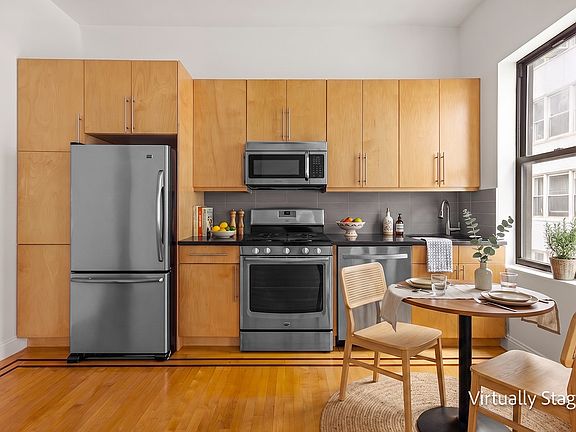 2nd image of 14 Butler Pl APT 96