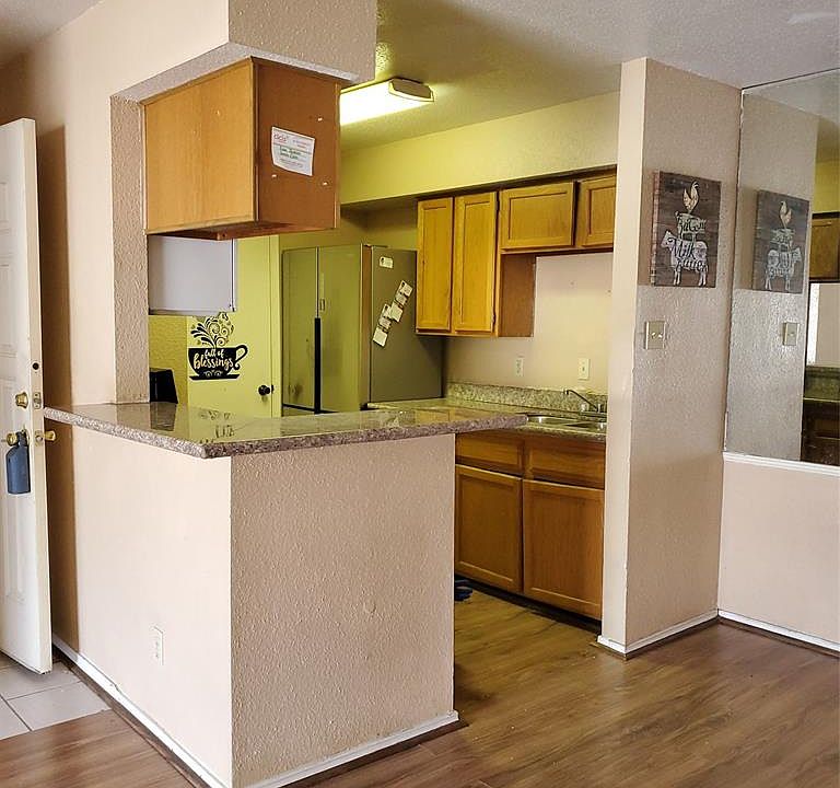 1st image of 9700 Leawood Blvd APT 508