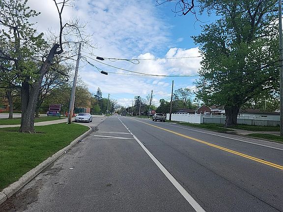 5th image of 19268 Berg Rd