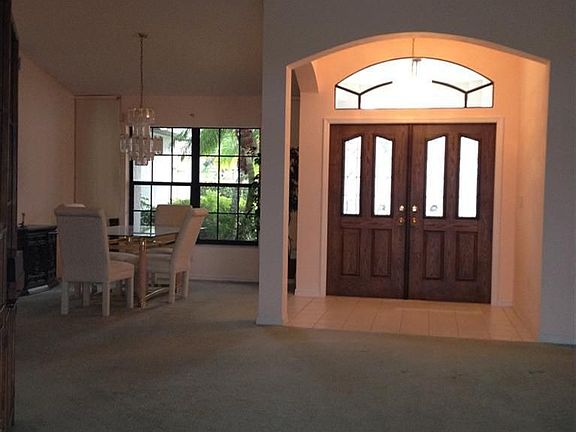 5th image of 15452 Briarcrest Cir