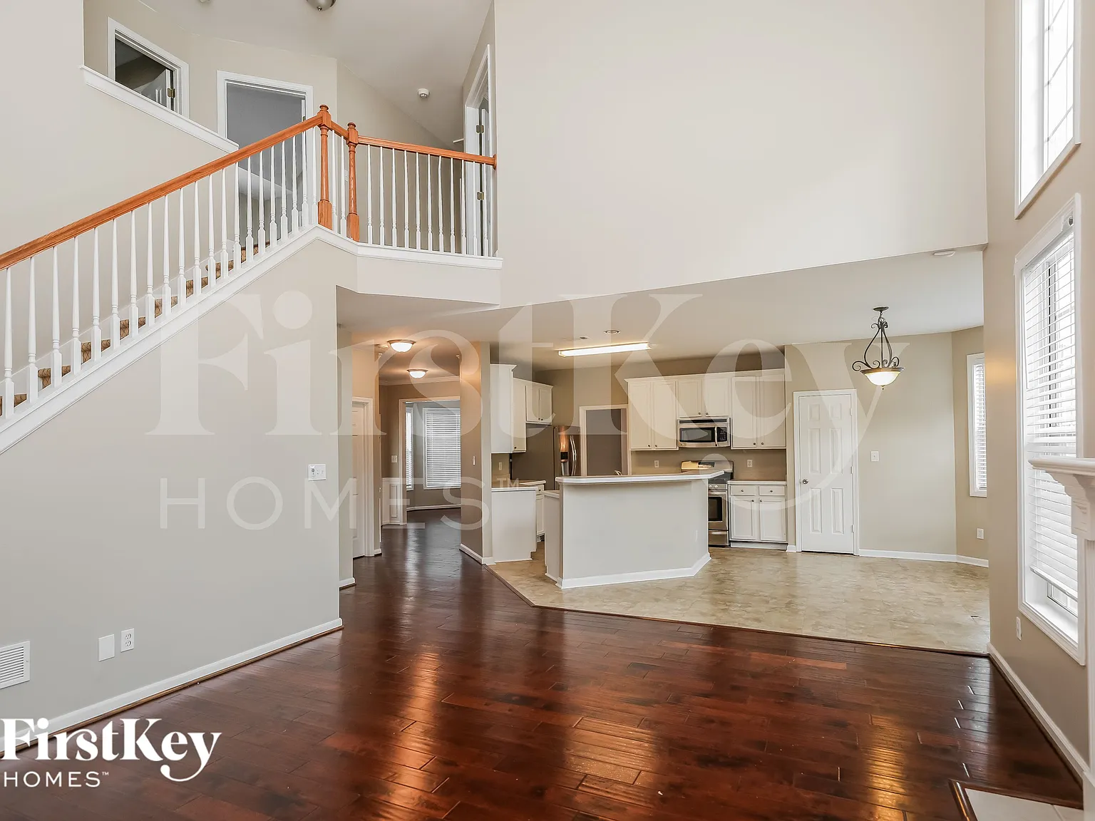 4 bed, 2.5 bath, 2741 sqft, $2,660 — Photo 4