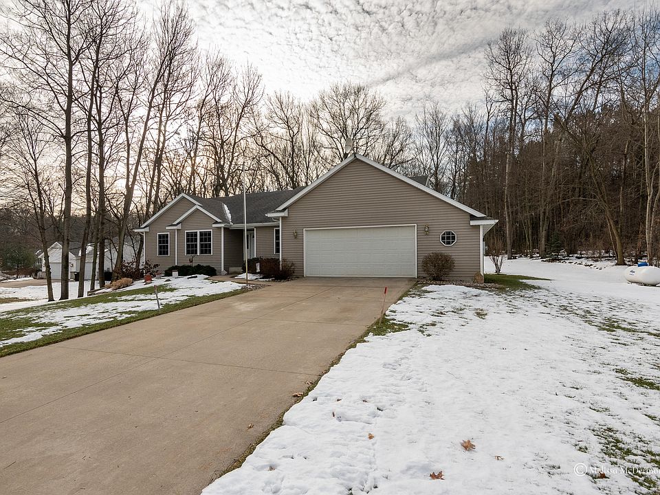 1st image of 7921 Serenity Dr
